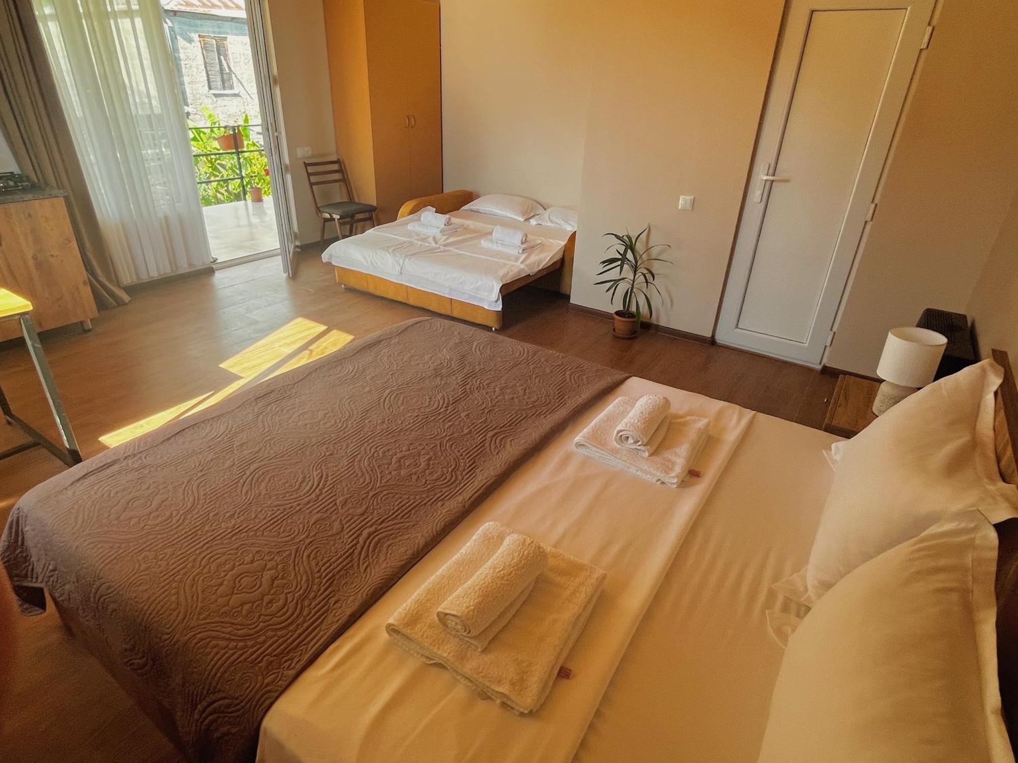 Mountain View Hotel Лагодехи Екстериор снимка